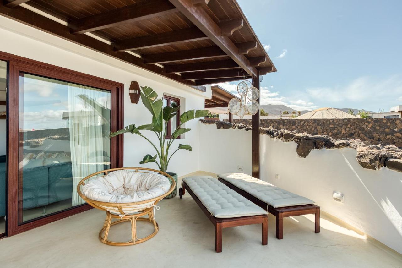 Villa Taguluche Famara Exterior photo